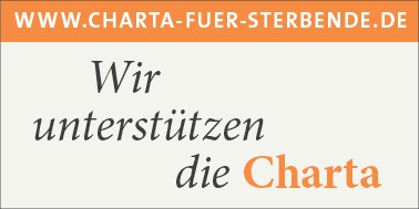 Textalternative: "Das Logo der Charta für Sterbende betont die Unterstützung der Charta. Es enthält den Schriftzug 'Wir unterstützen die Charta' in ansprechender Schrift. Die Website wird ebenfalls erwähnt: www.charta-fuer-sterbende.de."